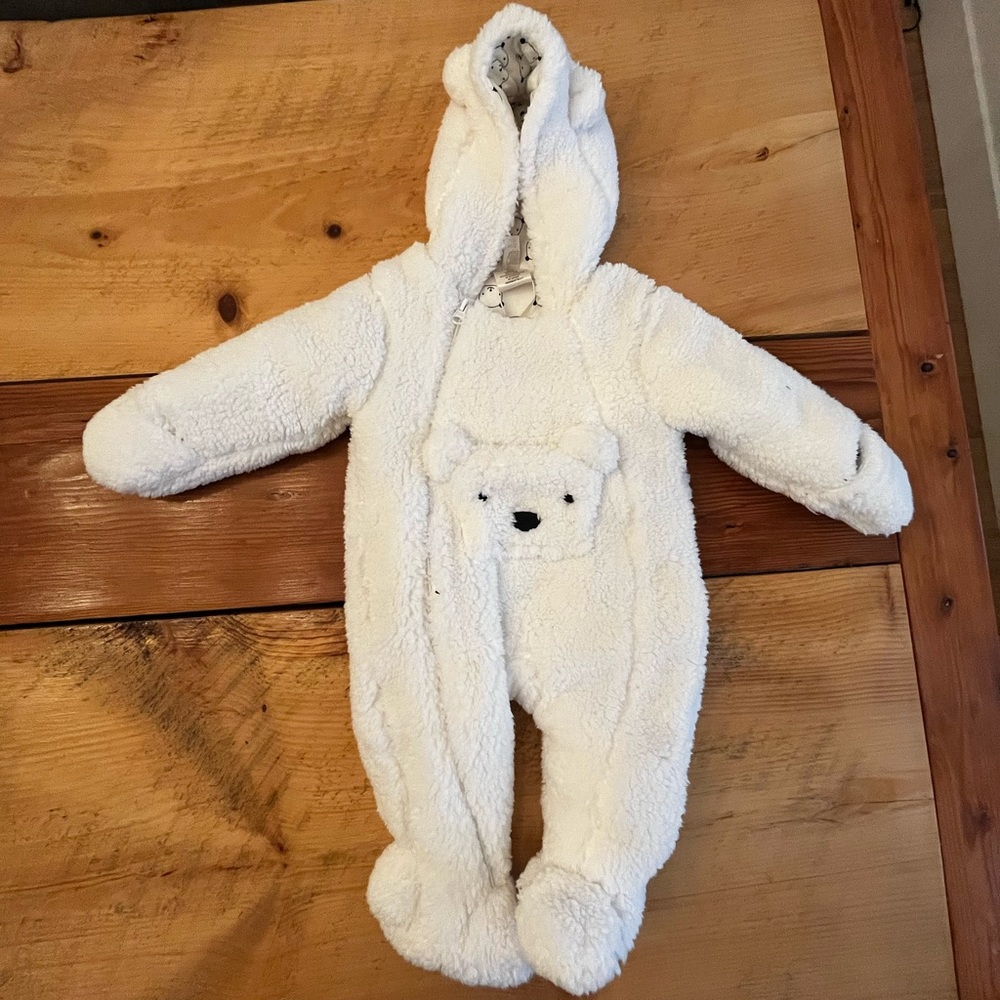 NWT Baby fleece onesie suit